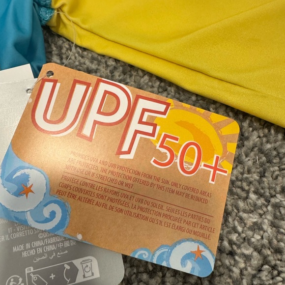 Disney Mickey Mouse Rashguard - Picture 3 of 6